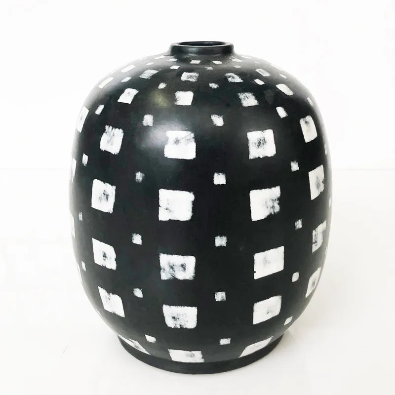 Dot Vase