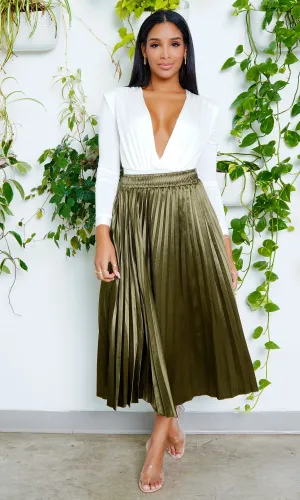 Oh So Pretty Perfect Pleated Skirt-Olive FINAL SALE